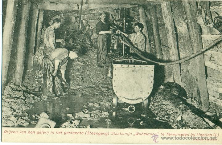 Resultado de imagen de minero antiguo trabajando