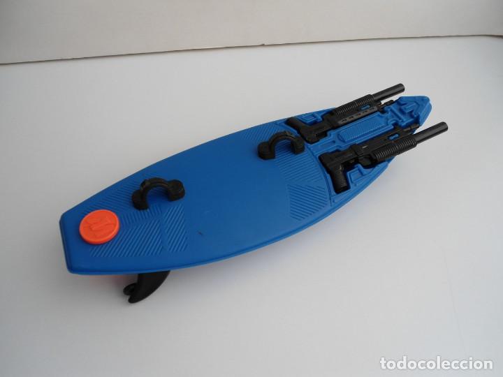 Action Man: ACTION MAN - TABLA DE SURF CON ARMAS - Foto 1