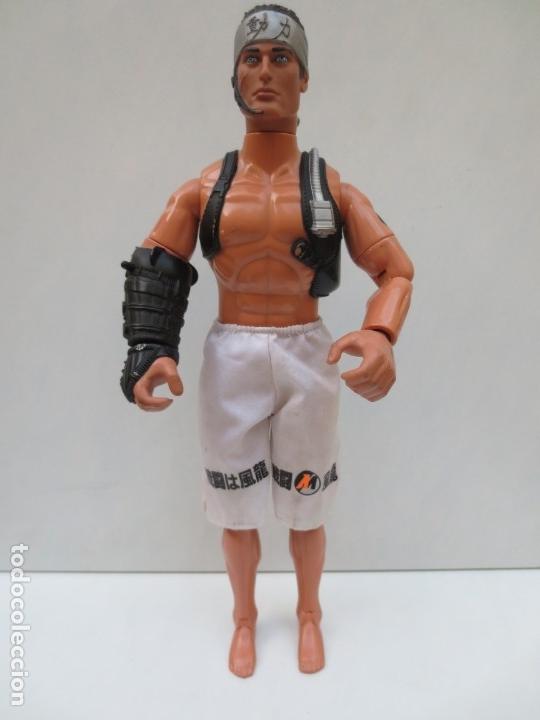 Action man deals 2001