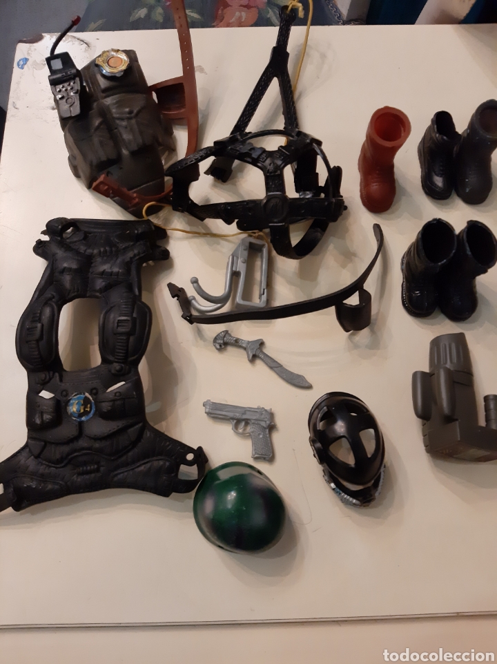 Action Man: Lote de piezas ropa calzado ACCESORIOS - Foto 1