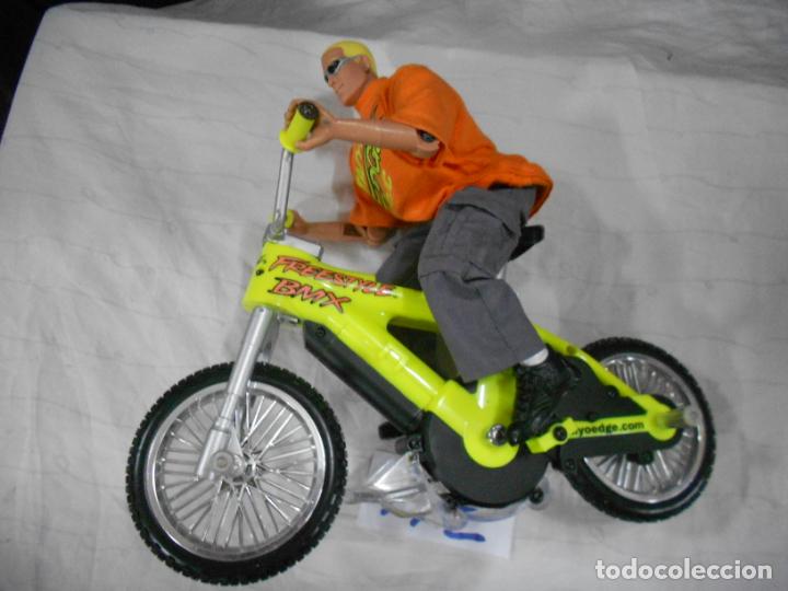 Action Man: CICLISTA TIPO ACTION MAN CON BICICLETA INTERACTIVA GRAN TAMA&Ntilde;O - Foto 3