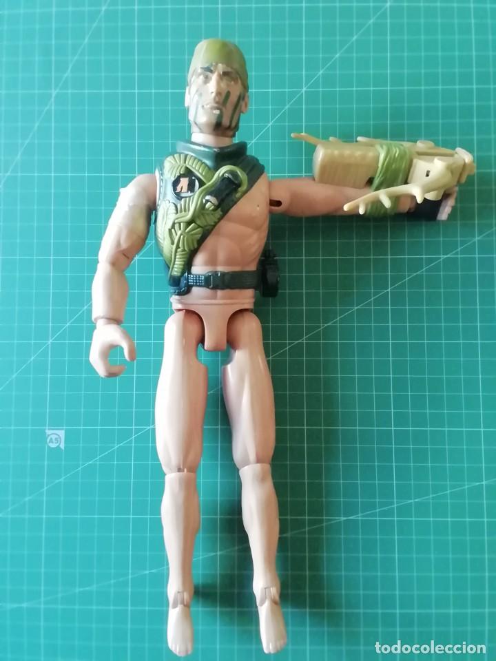 Action Man: ACTION MAN HASBRO 2002, CON BALLESTA, USADO - Foto 1