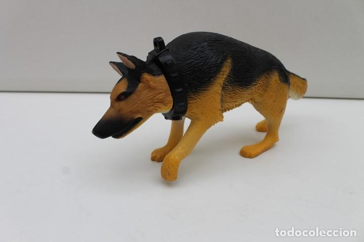 Action Man: ACTION MAN CON PERRO PASTOR ALEMAN - HASBRO 1993 - Foto 7
