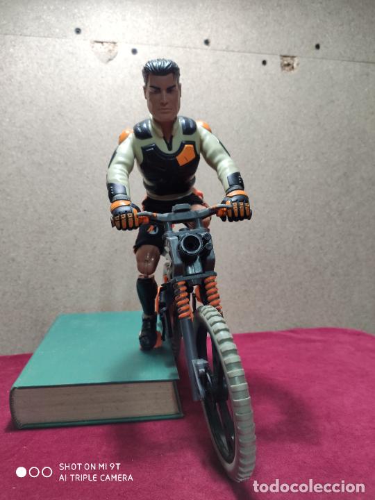 Action Man: action y bicicleta hasbro 1998 - Foto 2