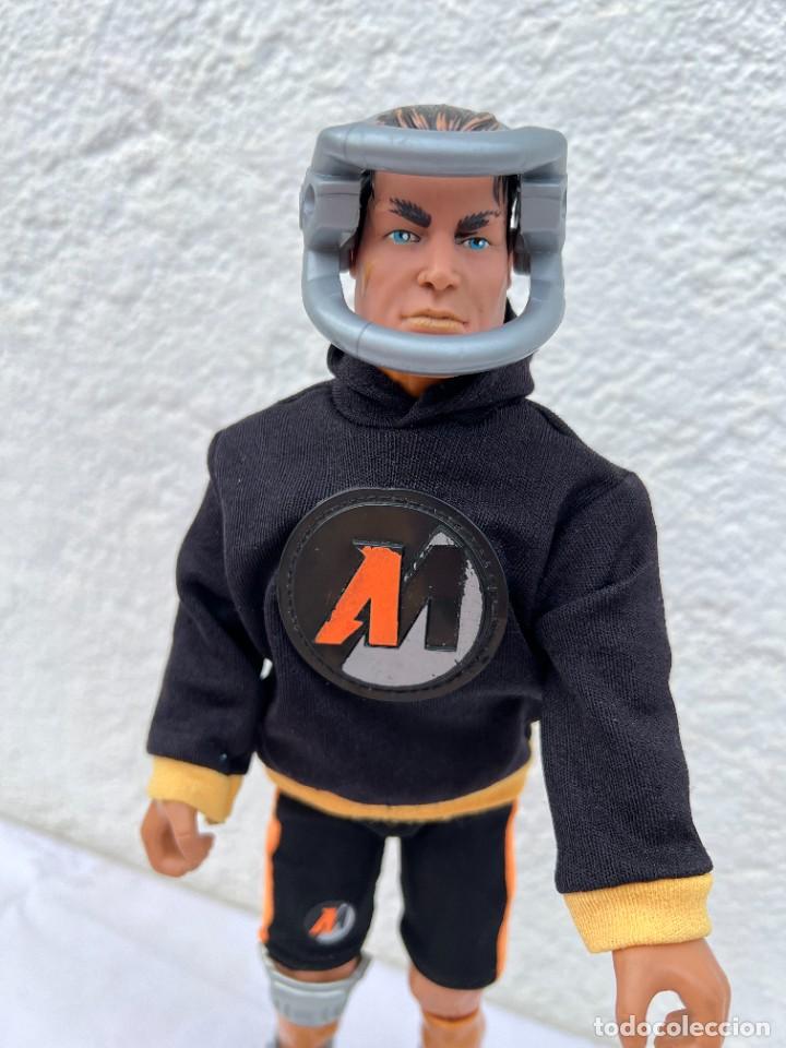 Action Man: Mu&ntilde;eco Action Man patines en linea. - Foto 3