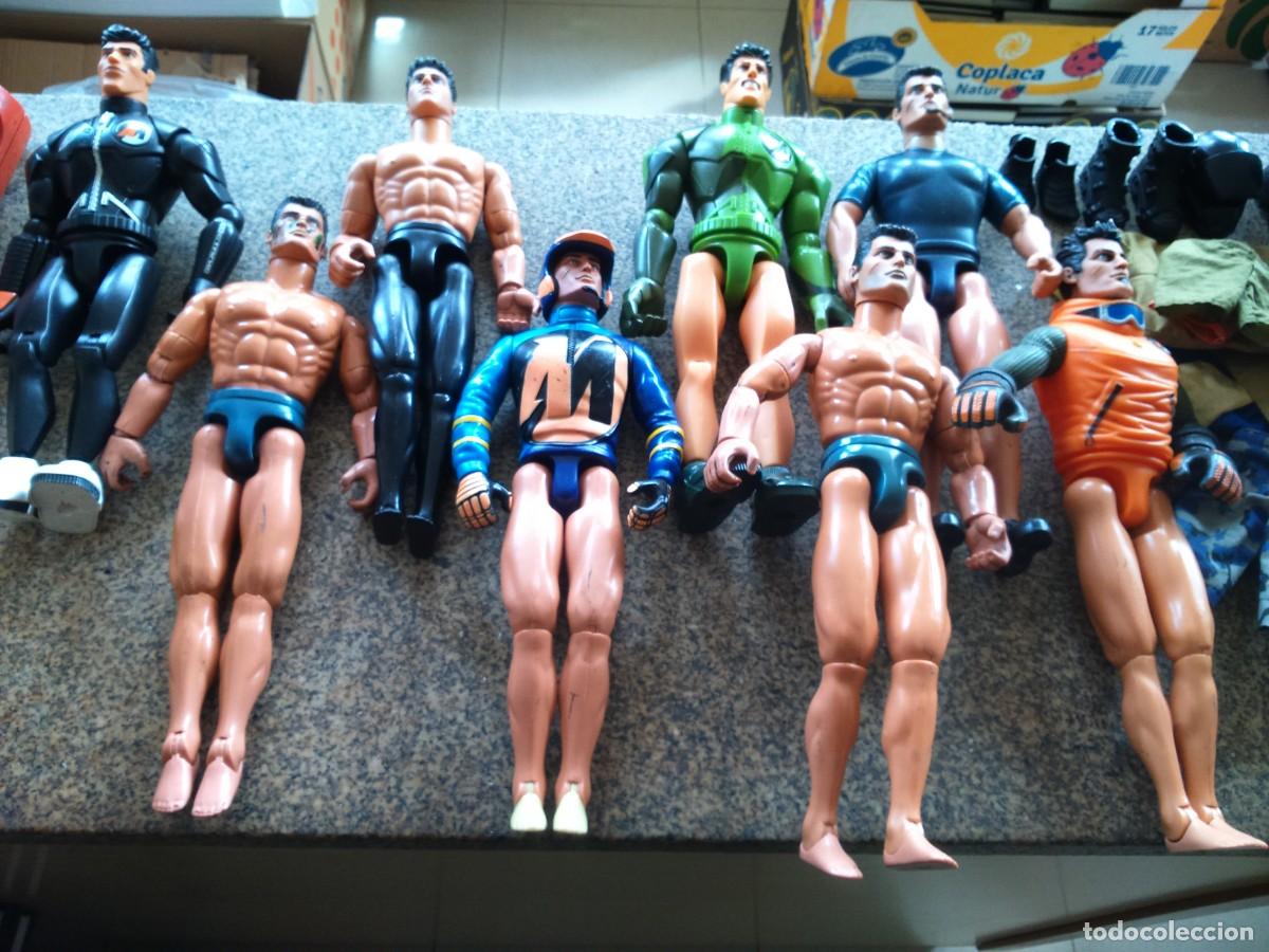 Action Man: LOTE ACTION MAN -- 8 MU&Ntilde;ECOS MAS ALGUN COMPLEMENTO -- - Foto 1