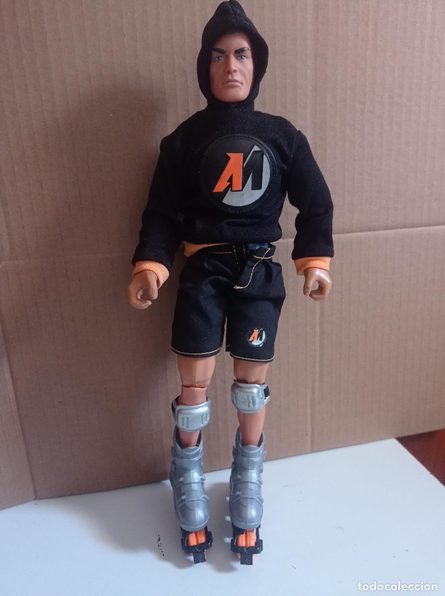 Action Man: Mu&ntilde;eco Action Man patinador roller - Foto 2