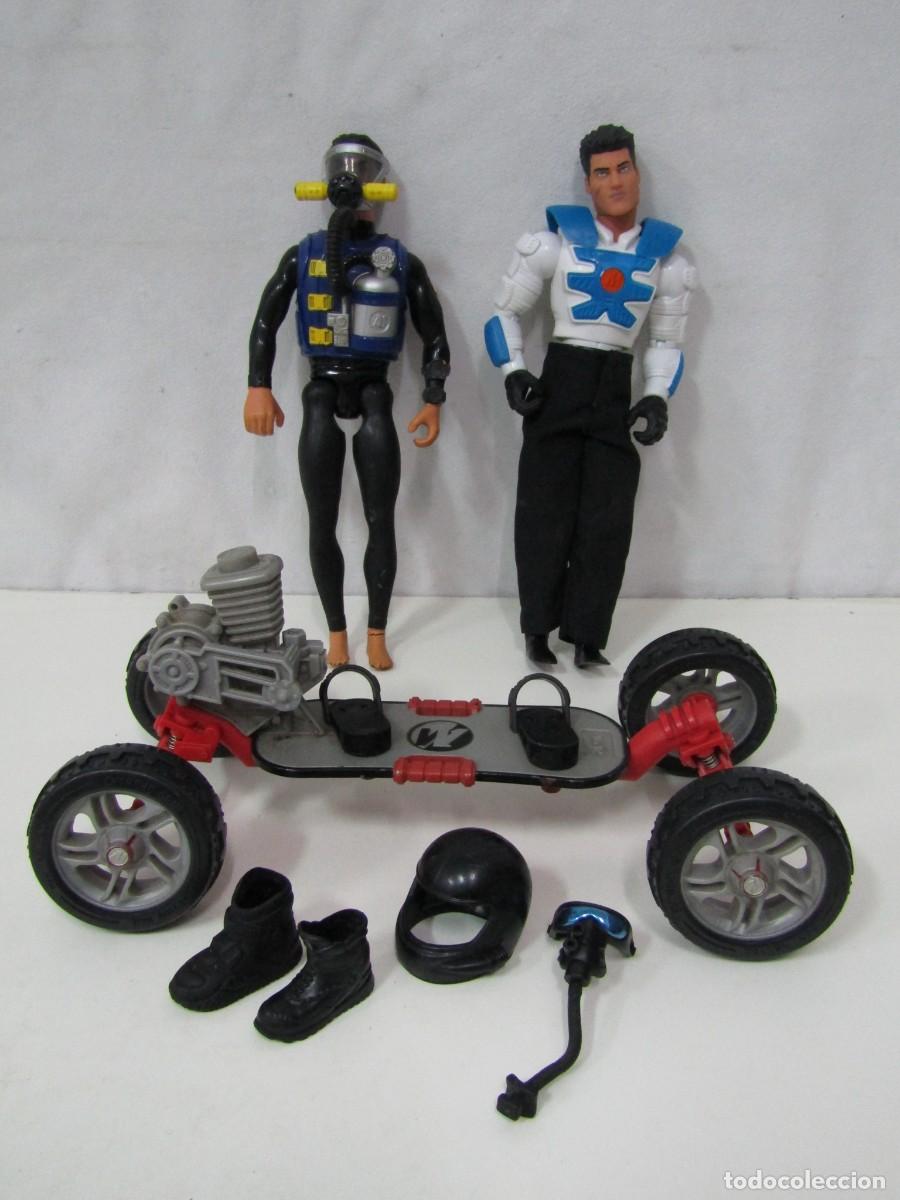 Action Man: 2 FIGURAS ACTION MAN PATIN Y COMPLEMENTOS - Foto 1