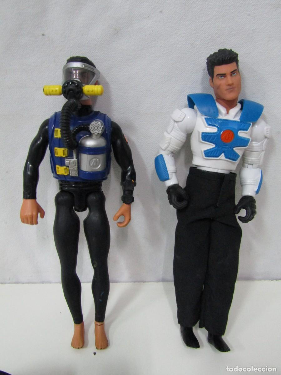 Action Man: 2 FIGURAS ACTION MAN PATIN Y COMPLEMENTOS - Foto 3