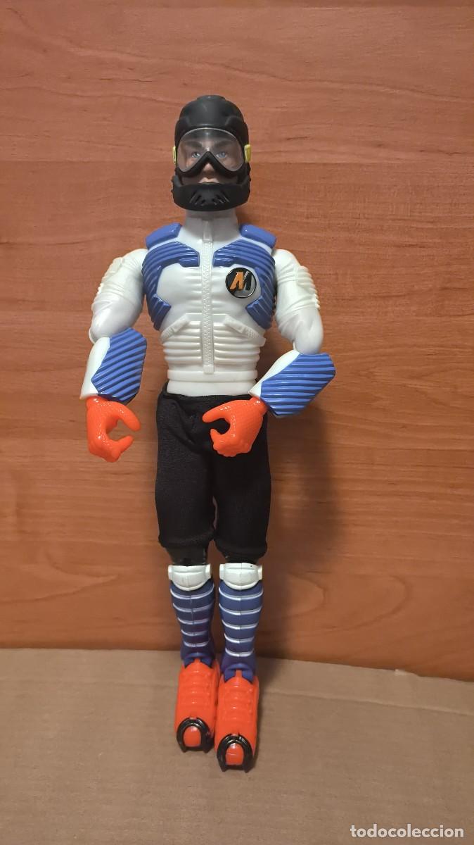 Action Man: ACTION MAN patinador Hasbro 1999 - Foto 1