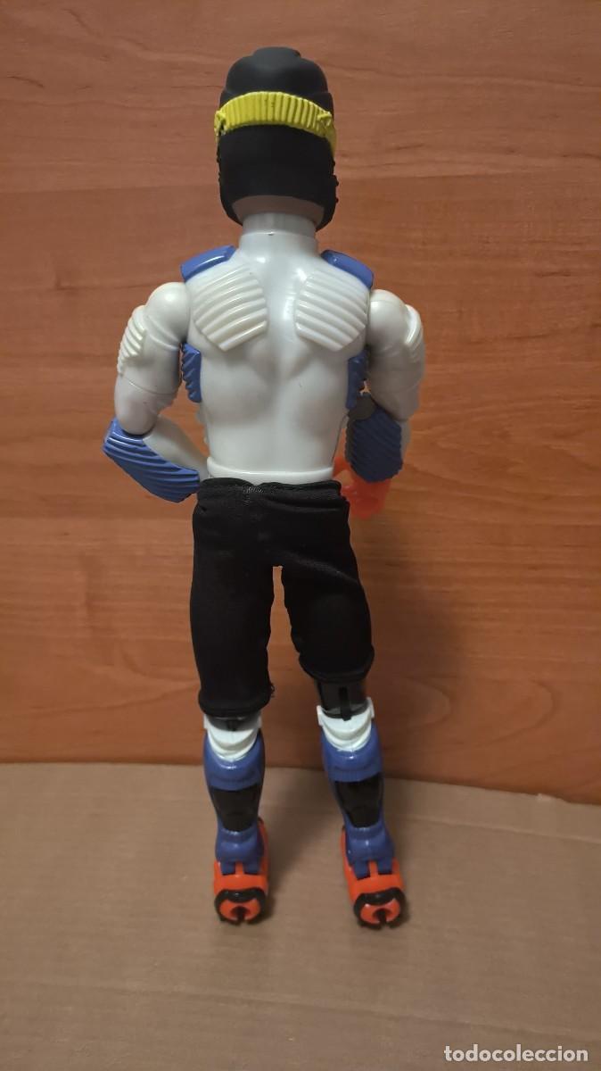 Action Man: ACTION MAN patinador Hasbro 1999 - Foto 2
