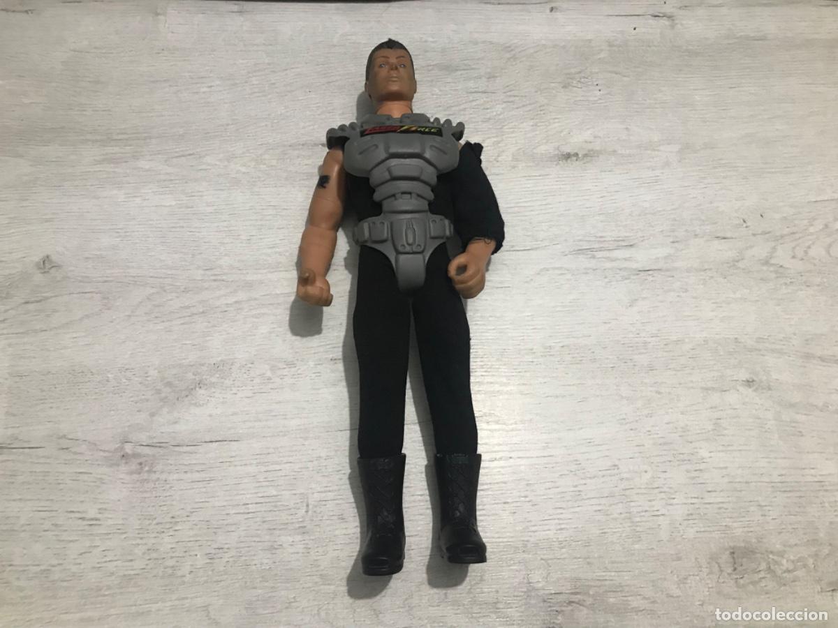 Action Man: Malet&iacute;n Action Man con figuras, armas y multitud de accesorios - Foto 19