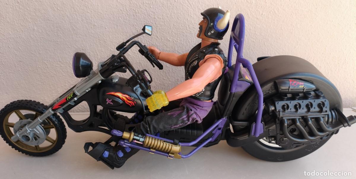 Action man: Action Man. Doctor X, Chopper Moto. Hasbro. Motocicleta y Mu&ntilde;eco.