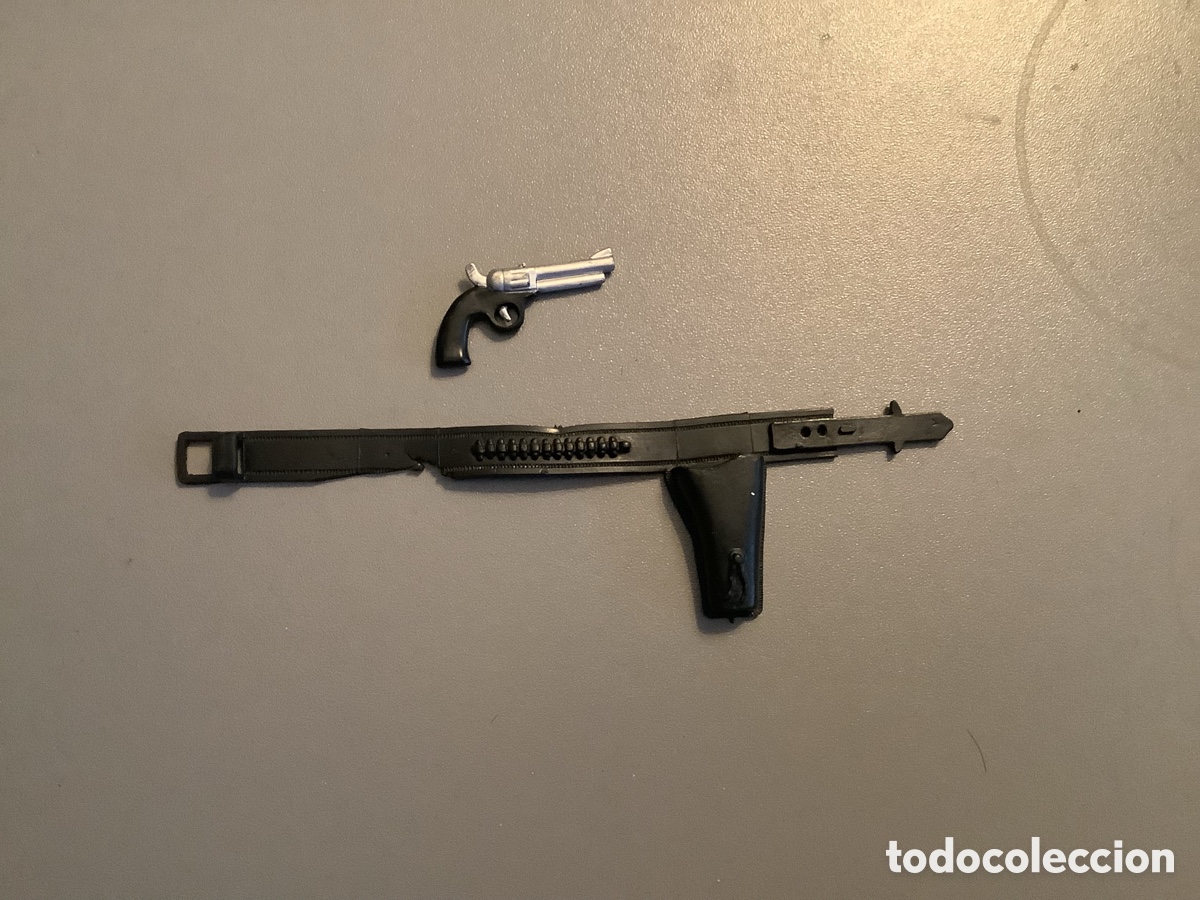 Action Man: Cinturon Cartuchera y Pistola del Vaquero Cowboy Action Man similar al Geyperman