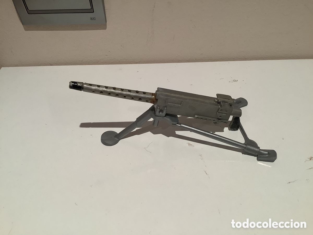 Action Man: Ametralladora Thompson de Action Team similar a la de Geyperman