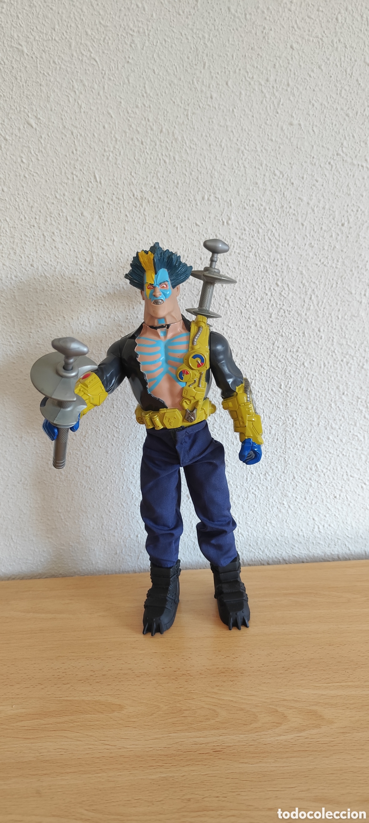 Action Man: Action Man Hasbro 2001-Villano Tempest con sus 2 armas, completo y excelente estado