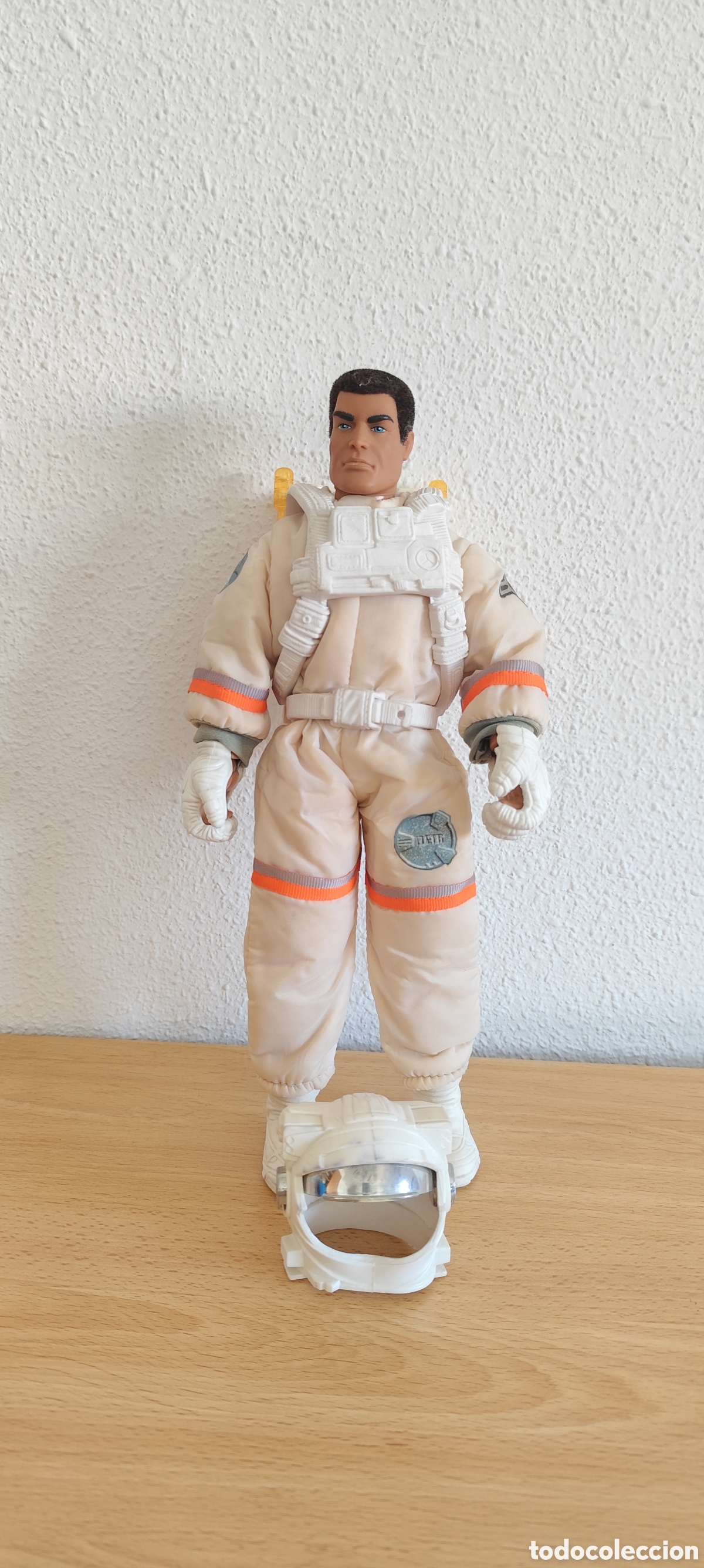 Action Man: Action Man Hasbro Astronauta + Veh&iacute;culo Lunar ATLRV 1994 - Casco Cromado y Mochila Lanzamisiles