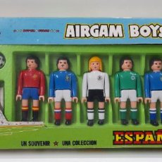 Airgam Boys: CAJA DE AIRGAM BOYS 82 / ESPAÑA - EUROPA . REF 82001 . ORIGINAL AÑOS 80