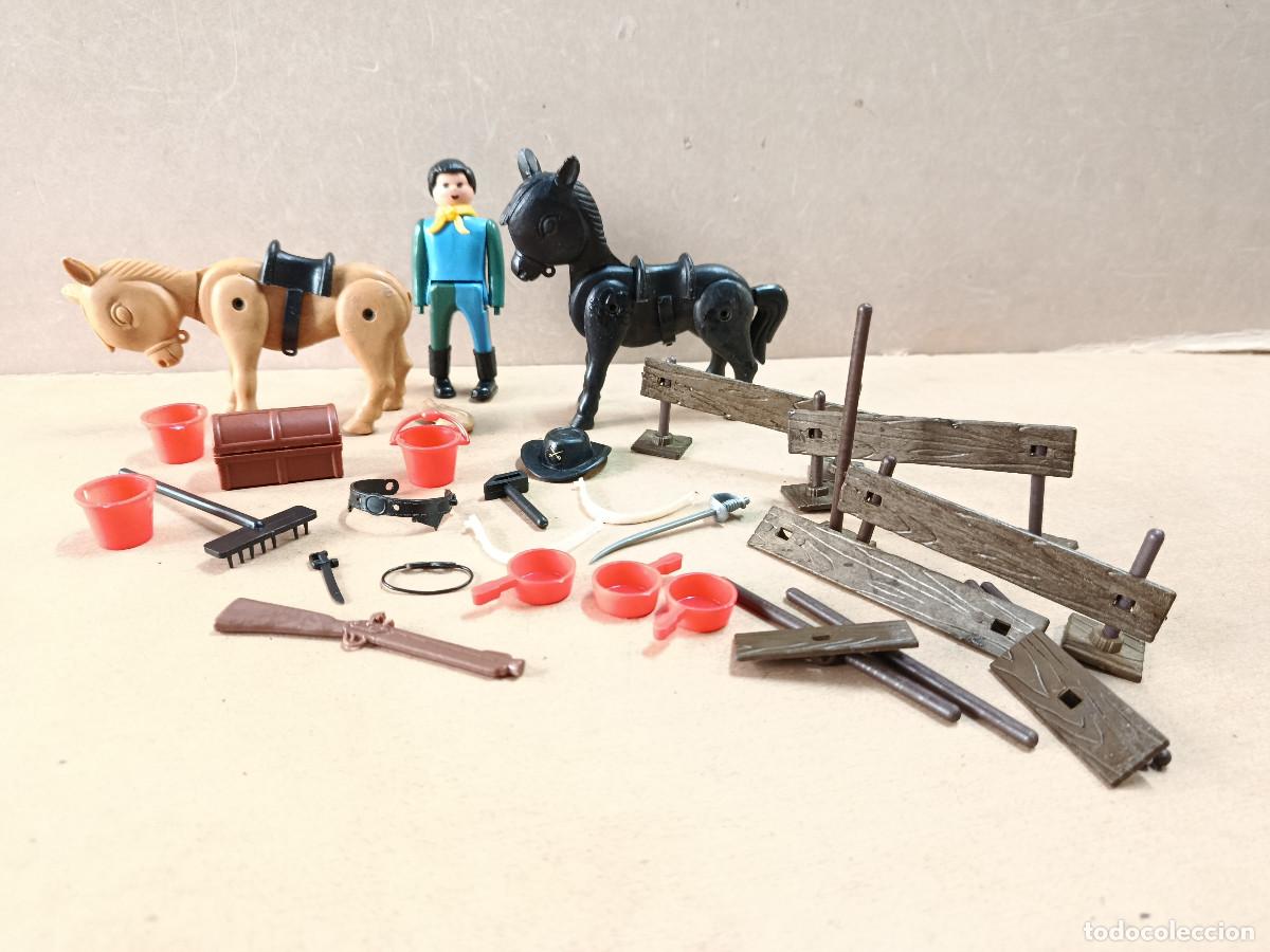 Airgam Boys: MU&Ntilde;ECO SIN MANOS, 2 CABALLOS, VALLAS Y COMPLEMENTOS AIRGAM BOYS