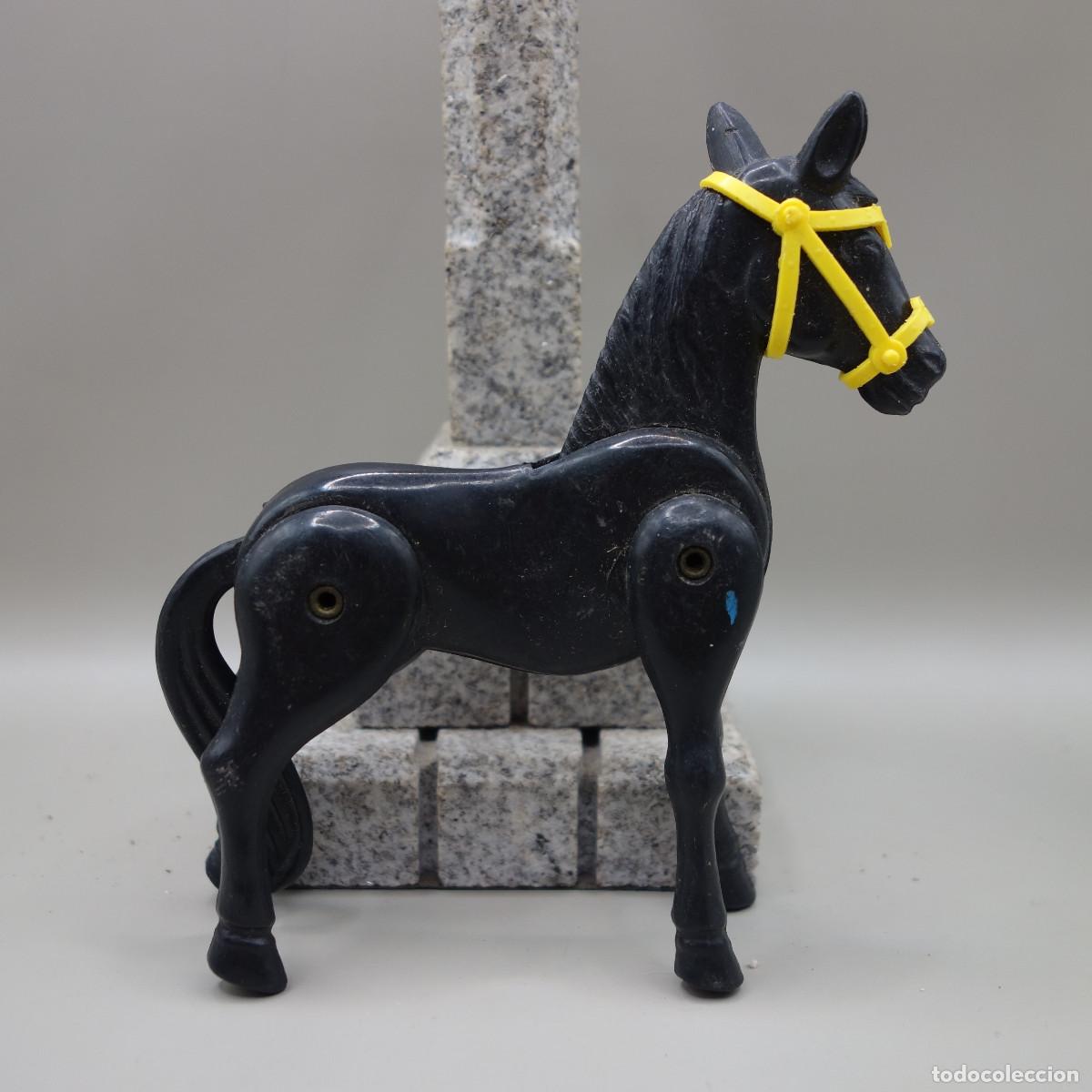 Airgam Boys: CABALLO NEGRO DE AIRGAM BOYS
