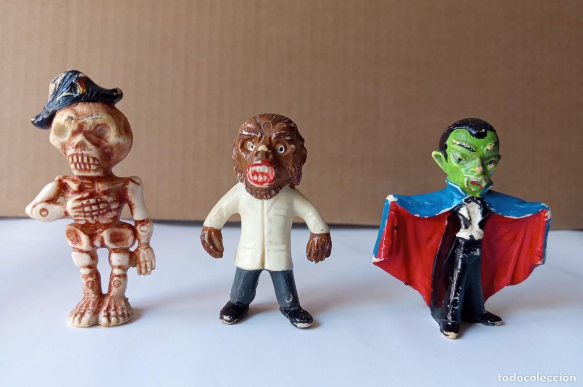 Airgam Boys: Lote de 3 figuras PVC: Dr&aacute;cula, Hombre Lobo y Esqueleto.Los Monstruos del Castillo, Airgam, a&ntilde;os70.