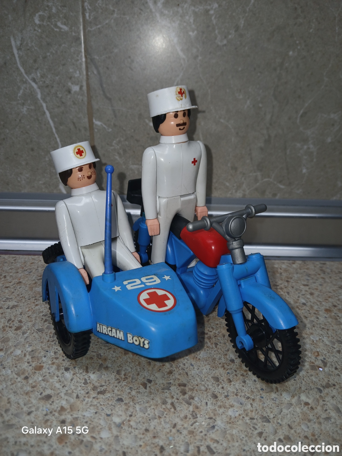 Airgam Boys: AIRGAM BOYS ENFERMEROS EN MOTO CON SIDECAR.
