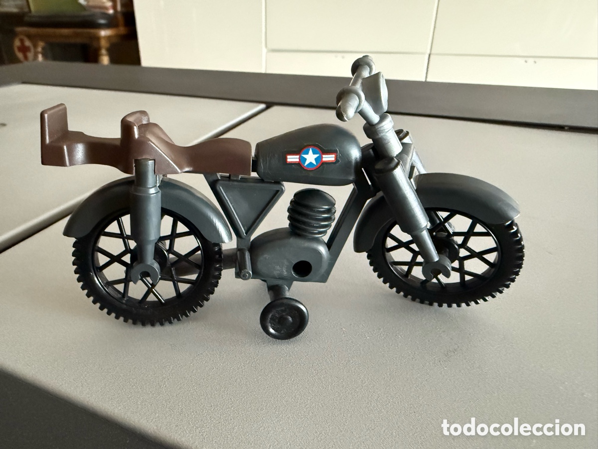 Airgam Boys: Motocicleta serie Militar. AIRGAM BOYS