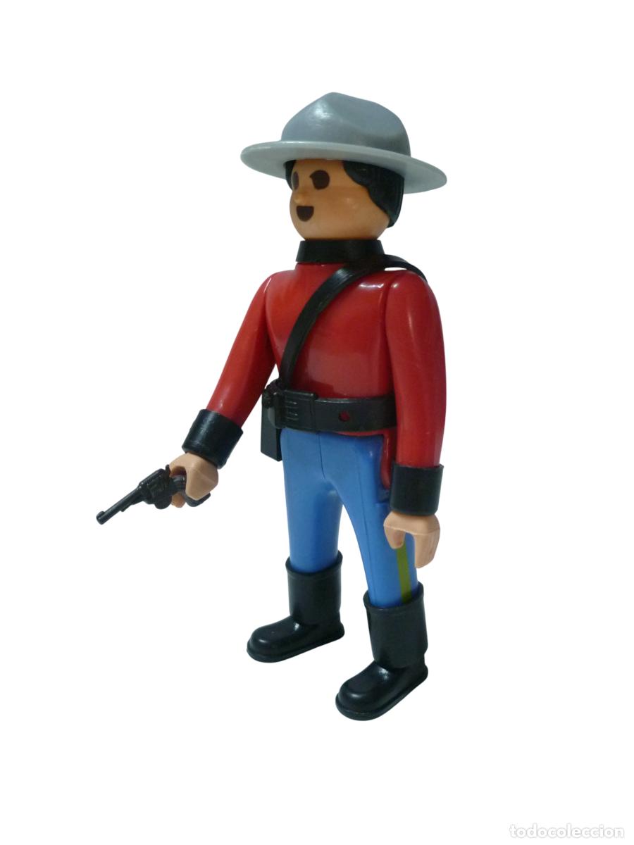 Airgam Boys: Airgam Boys Ref. 05100 Polic&iacute;a Montada de Canada 1&ordf; &eacute;poca, excelente figura.