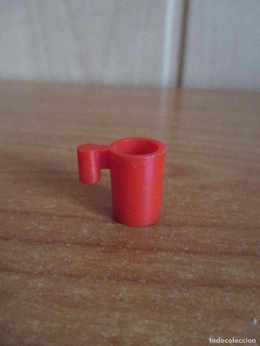 Airgam Boys: AIRGAM BOYS: 1 JARRA O TAZA ROJA