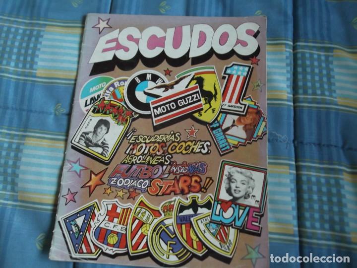 Coleccionismo &aacute;lbum: ALBUM ESCUDOS 1981 - Foto 1
