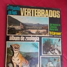 Coleccionismo Álbum: ALBUM DE CROMOS COMPLETO. EL MUNDO DE LOS VERTEBRADOS.ALBUM DE ZOOLOGIA. COLED. . Lote 196290578