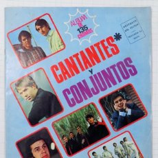 Coleccionismo Álbum: ALBUM 1967 CANTANTES Y CONJUNTOS EDITORIAL ESTE. BUEN ESTADO. COMPLETO