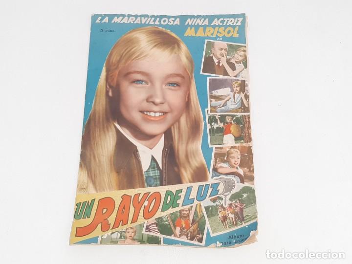Collezionismo &Aacute;lbum: ANTIGUO ALBUM DE CROMOS DE LA PELICULA UN RAYO DE LUZ DE MARISOL EDITORIAL FHER A&Ntilde;O 1960 COMPLETO