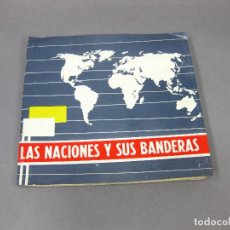 Coleccionismo Álbum: ALBUM DE CROMOS DE LAS NACIONES Y SUS BANDERAS COMPLETO. CIGARRILLOS CUMBRE. Lote 402366724