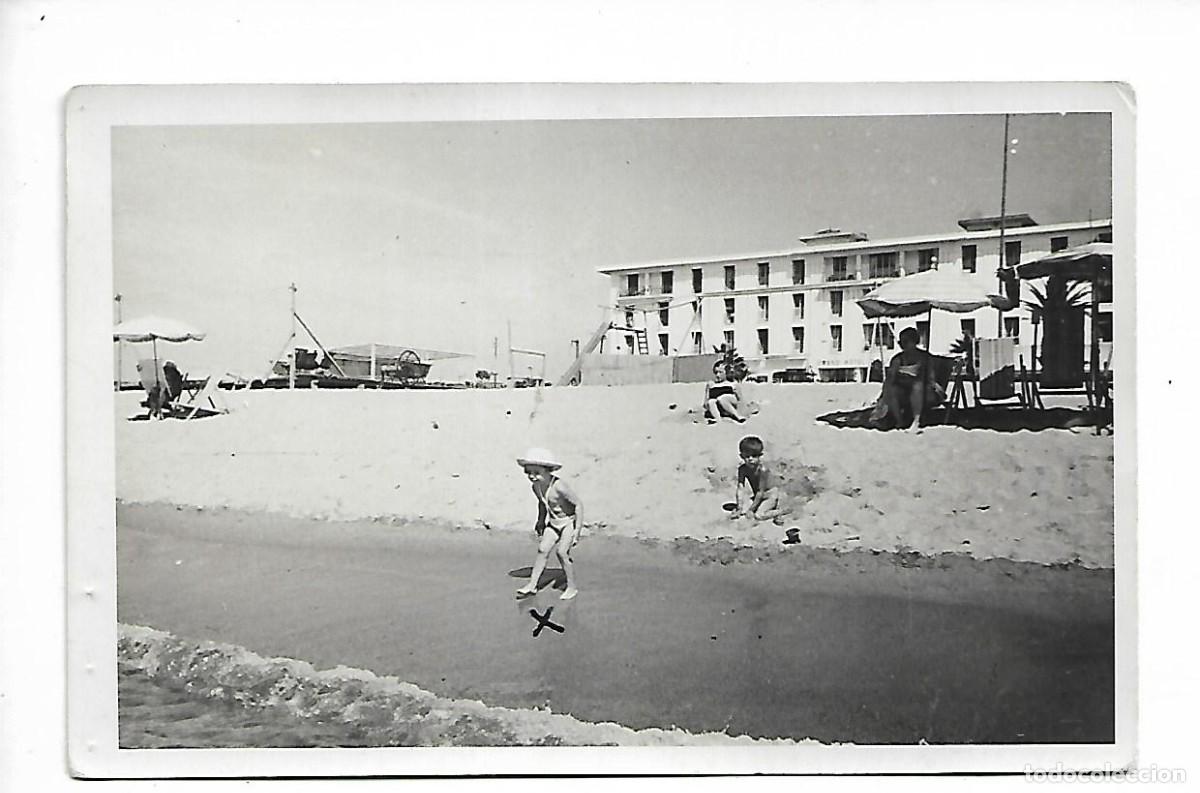 Collectionnisme Album: E200- FOTOGRAFIAS ANTIGUAS NI&Ntilde;OS EN LA PLAYA -SAN RAPHAEL EN JULIO DE 1.933 - 14 X 9 Cmts.