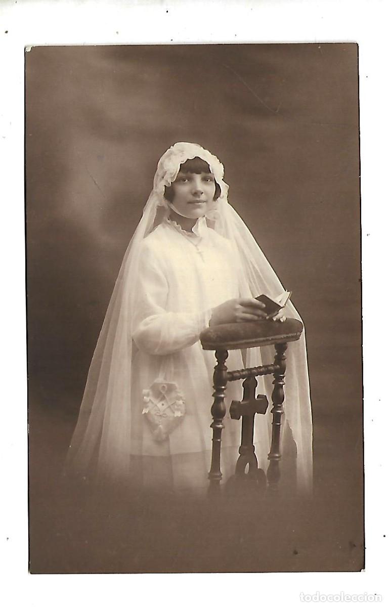 Collectionnisme Album: E200- UNA NI&Ntilde;A DE COMUNION - FOTO - DE - 13,5 X 8,5 Cmts.