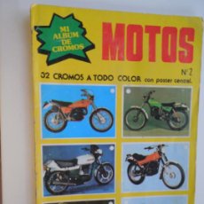 Coleccionismo Álbum: MOTOS Nº 2 - ÁLBUM 32 CROMOS - POSTER CENTRAL - COMPLETO - EDITORIAL NUEVA SITUACIÓN 1979.