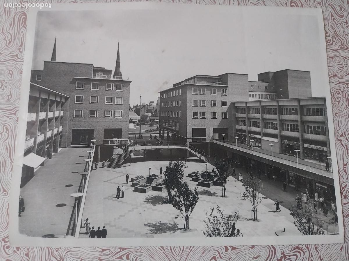 Colecionismo Caderneta: RESIDENCIAL ANIMADO FOTO PRESS BRITANICA 1959 21,5x17cm DORSO ESCRITO