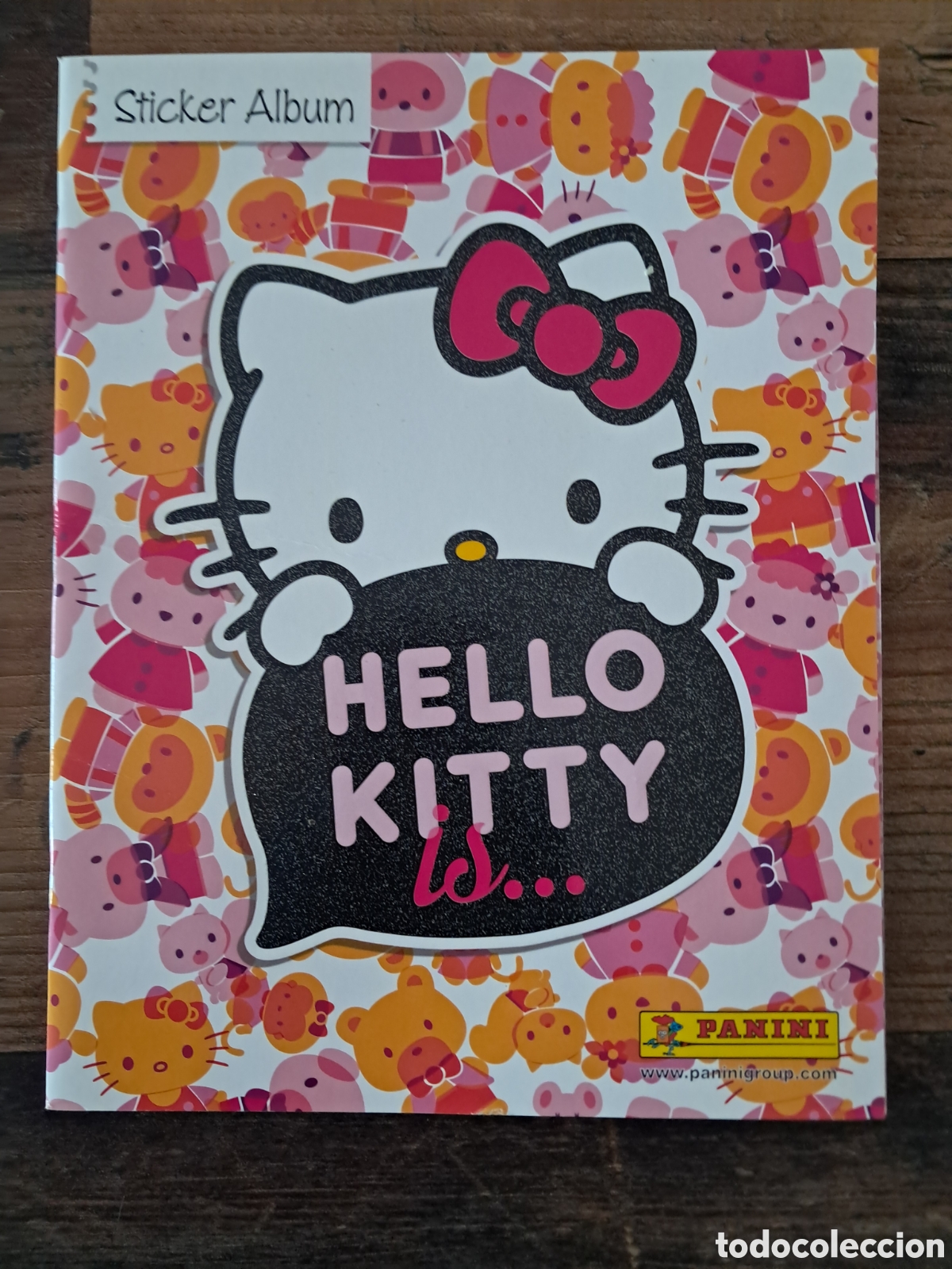 Coleccionismo &aacute;lbum: Album Hello Kitty is... - Foto 1