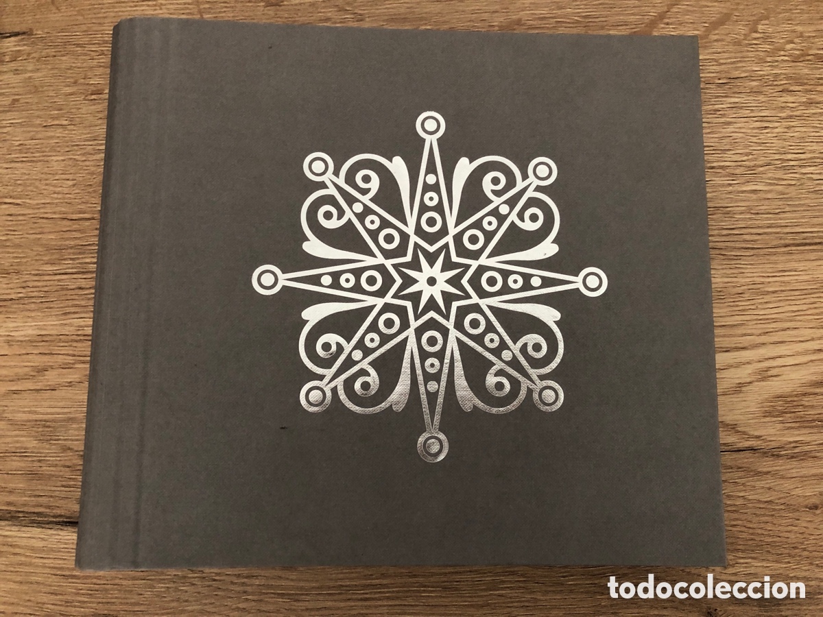 Coleccionismo &Aacute;lbum: &Aacute;lbum / cuaderno de recortes Ikea FRUSEN gris con estrella plateada, 23 x 25 cm, 25 hojas.