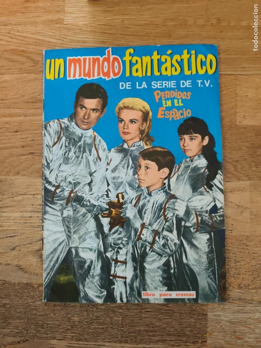 Coleccionismo &aacute;lbum: ALBUM DE CROMOS COMPLETO UN MUNDO FANTASTICO DE LA SERIE DE TV PERDIDOS EN EL ESPACIO