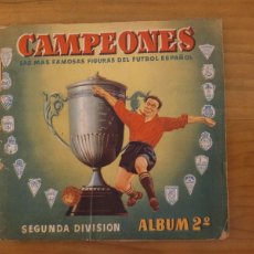 Álbum de fútbol completo: CAMPEONES 2ª DIVISIÓN, ÁLBUM 2º, TEMPORADA 1949-50, ED. BRUGUERA.