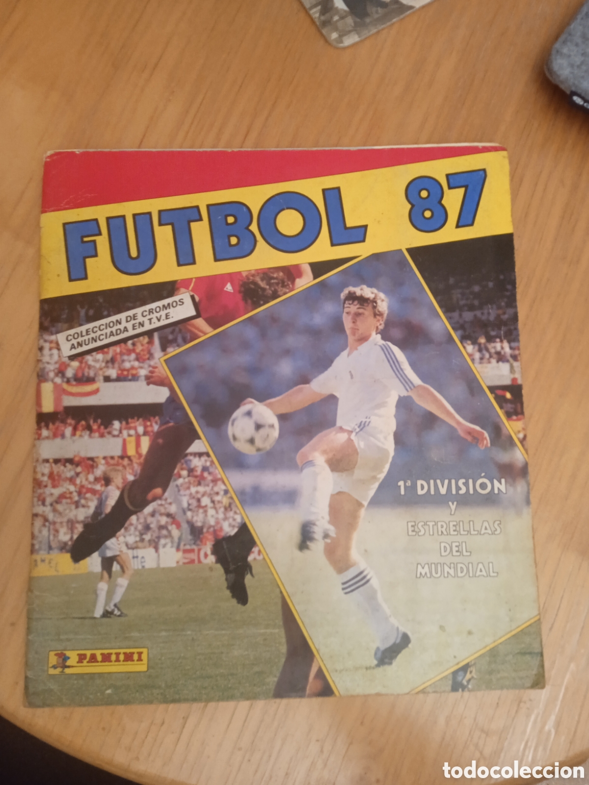 Caderneta de futebol completa: F&uacute;tbol 87 (Panini, con el de Maradona)