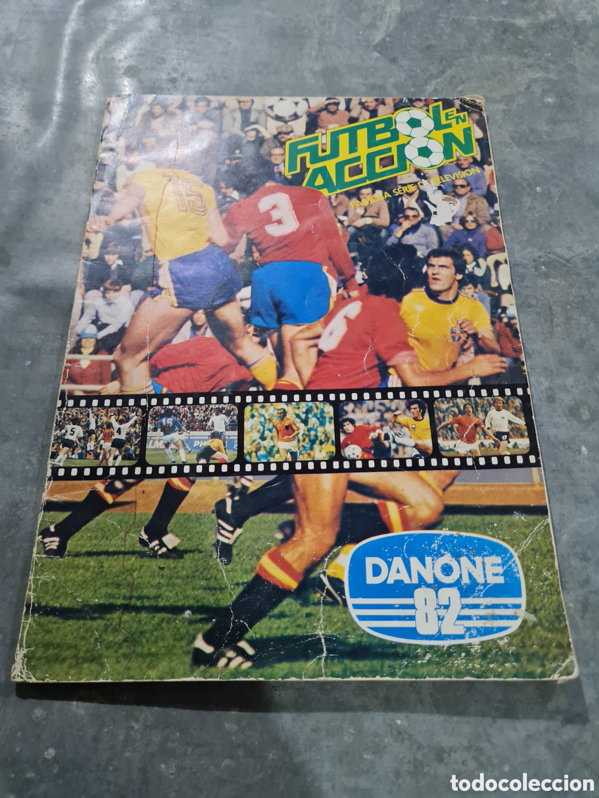 &Aacute;lbum de f&uacute;tbol completo: Album FUTBOL en ACCION DANONE82