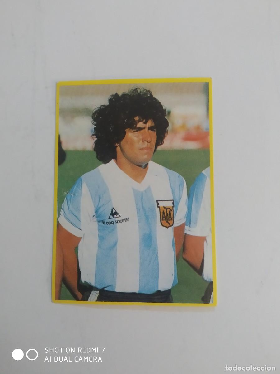 Caderneta de futebol completa: FUTBOL EN ACCION COLECCION COMPLETA 96 CROMOS SIN PEGAR. PEL&Eacute;, MARADONA.....1982