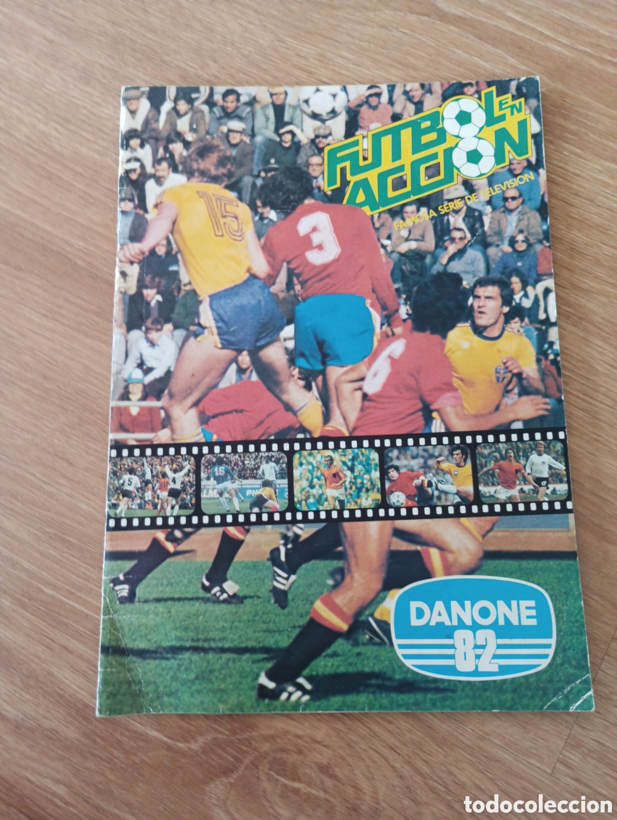 &Aacute;lbum de f&uacute;tbol completo: Album danone futbol en accion a&ntilde;o 82 completo