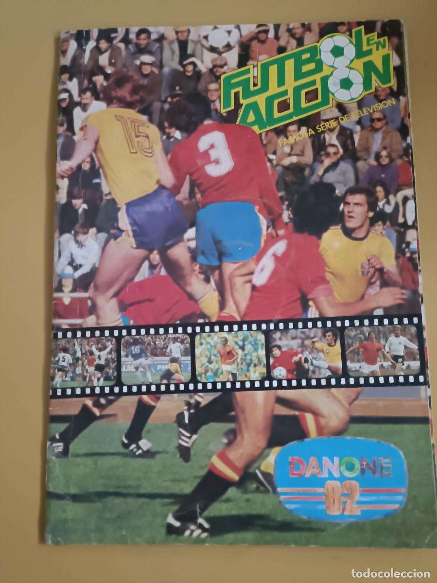 &Aacute;lbum de f&uacute;tbol completo: futbol en accion, danone 82