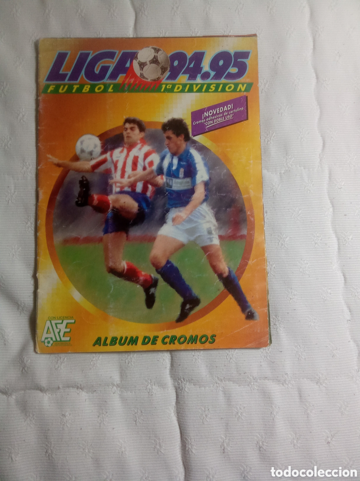 Album de football complet: Album de futbol liga 94 95 50 cromos dobles y 4 fichajes bis,faltan 2 cromos basicos