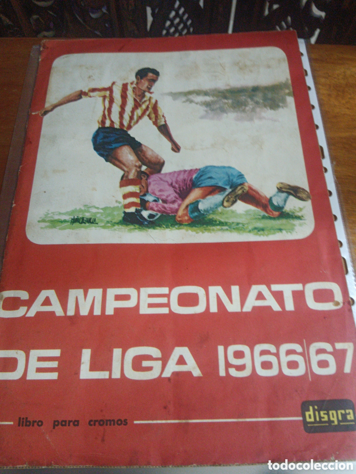 &Aacute;lbum de f&uacute;tbol completo: Antiguo &aacute;lbum 1966/67completo