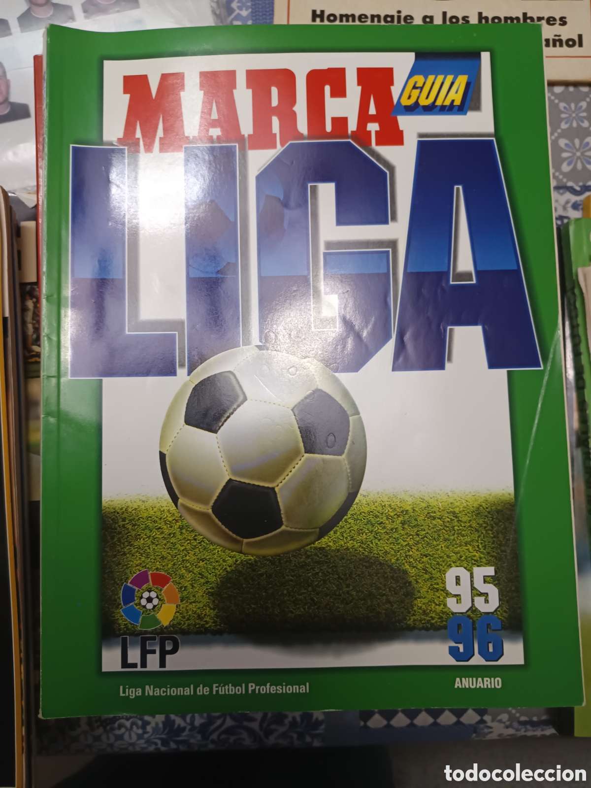 &Aacute;lbum de f&uacute;tbol completo: Guia Marca de La Liga.